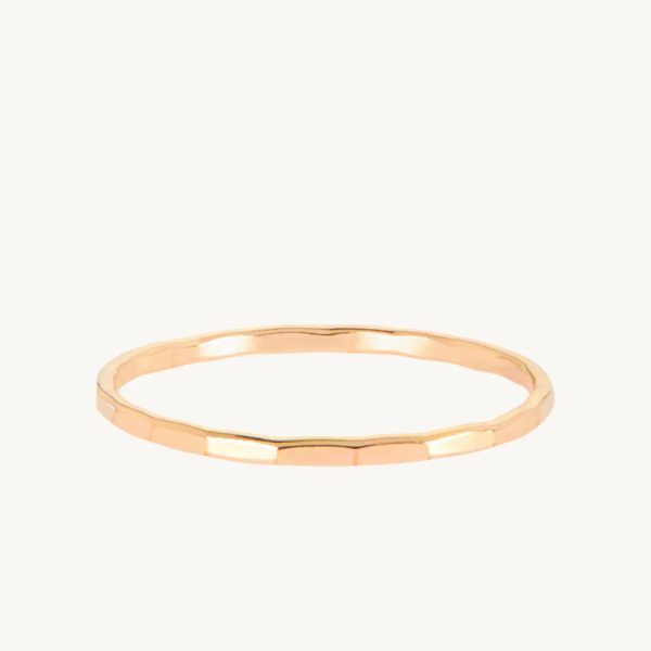 1976 Gold Chain Ring