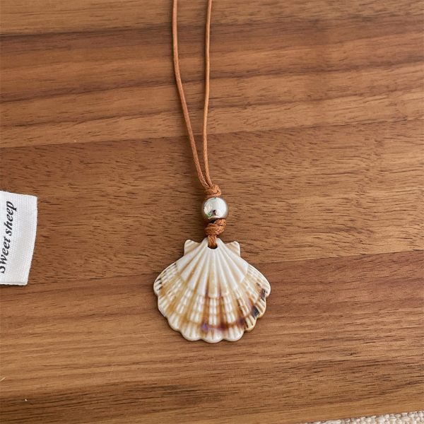 Fine Hand-woven Shell Inlaid Necklace - Image 2