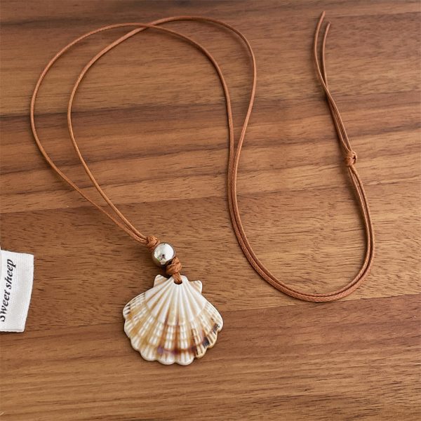 Fine Hand-woven Shell Inlaid Necklace